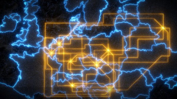 Una mappa stilizzata del mondo o di un continente con linee blu luminose che delineano i confini dei paesi o delle regioni. Sovrapposte a queste, una rete di linee arancioni più spesse con punti luminosi gialli indica una complessa rete di connessioni o dati. Lo sfondo è scuro.